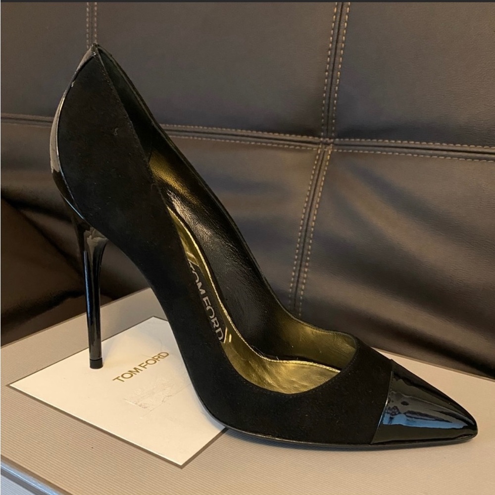 Tom Ford black suede and patent leather heels. - Picture 6 of 8